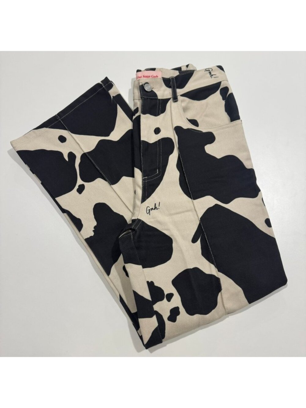 Lisa Says Gah Cow Print Robyn High-Waisted Straight Leg Jeans Size 27 EUC
